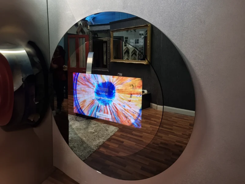 Double Glass Circular Mirror TV