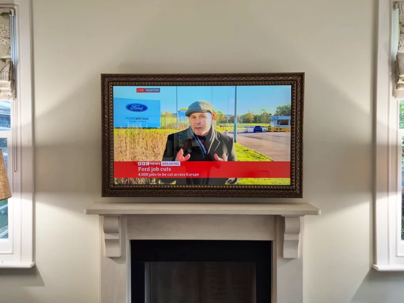 50 Athens Foundation Mirror TV Frame